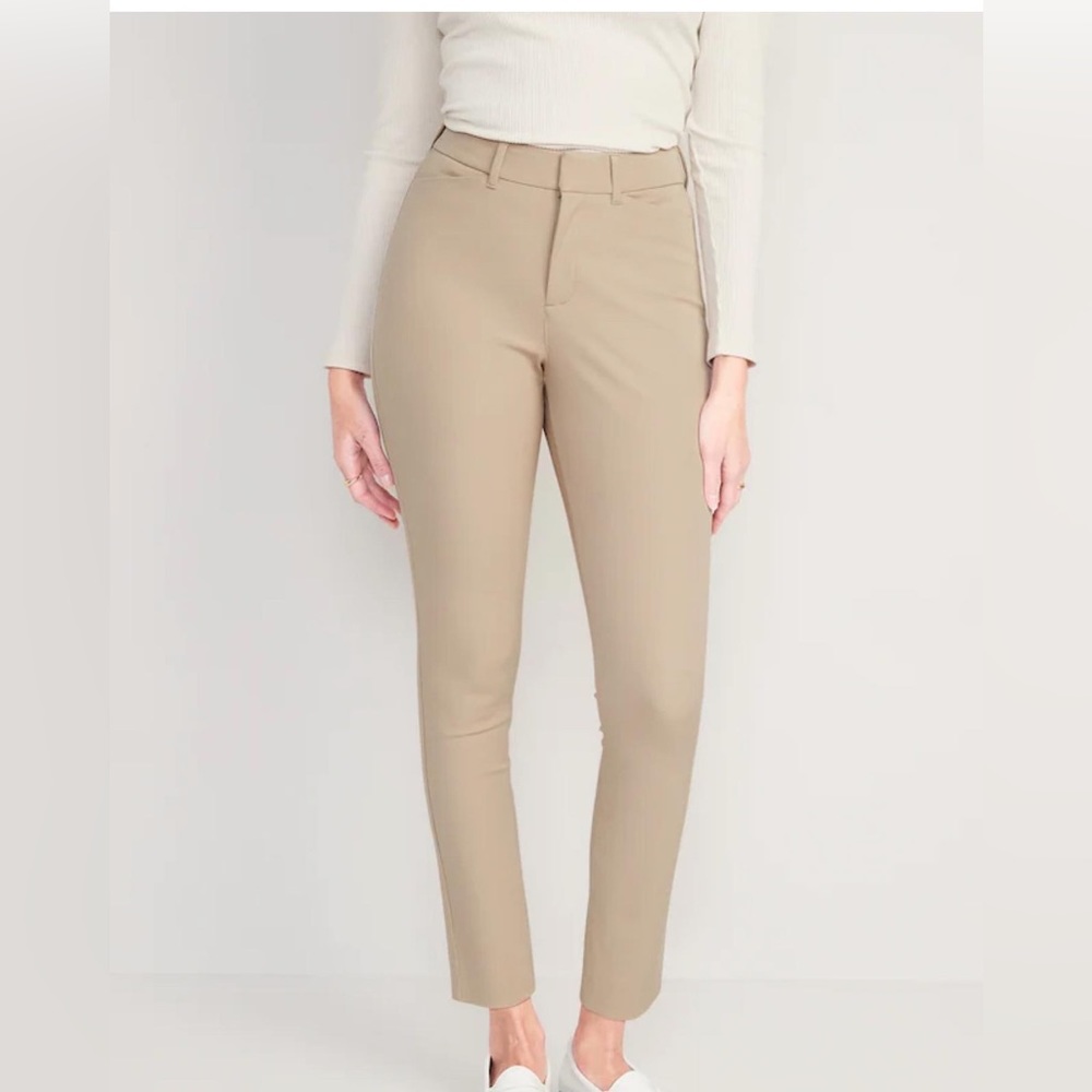 Gap Slacks